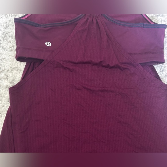 Lululemon "No Limits Tank" Size: 4 Burgundy - Picture 5 of 5